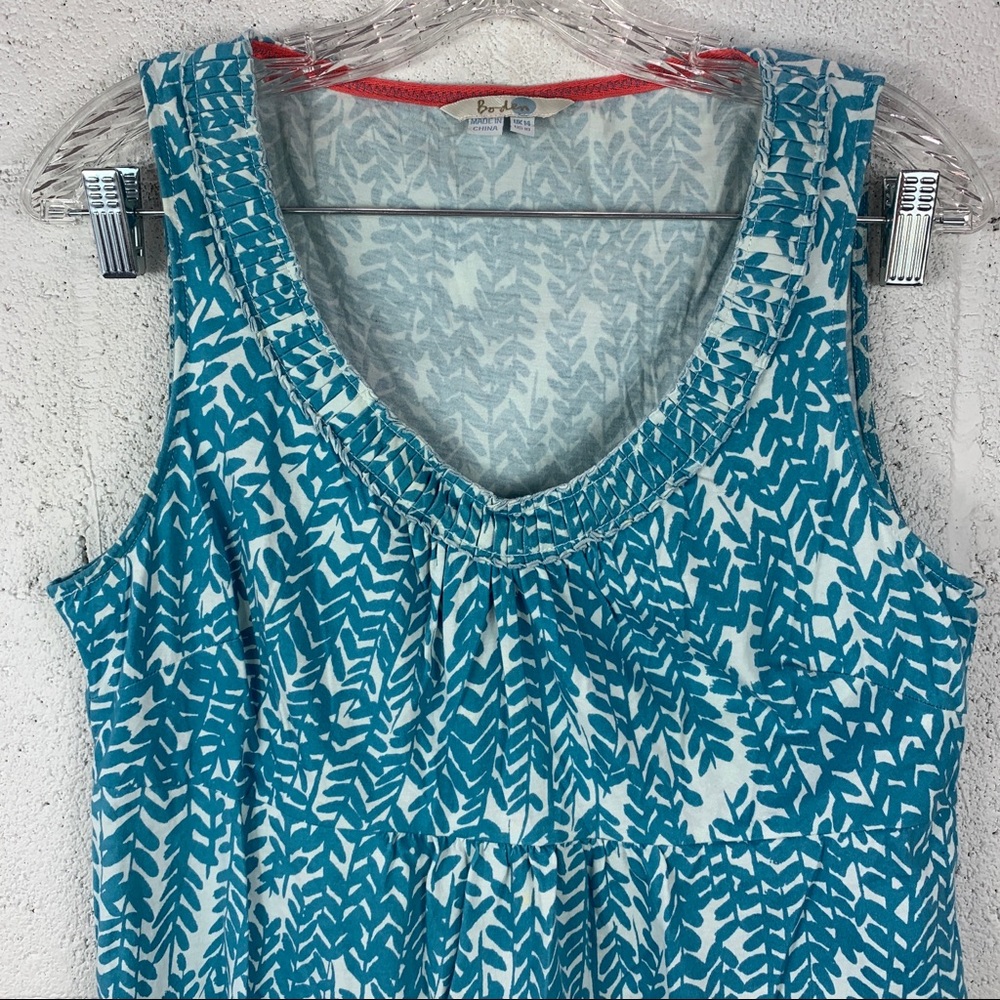 Boden floral Print blue and white Sleeveless top